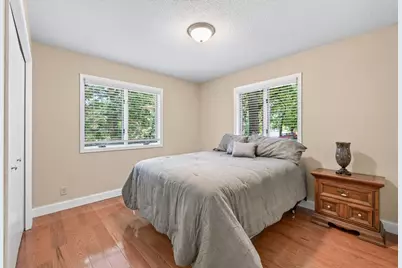 2048 17th Avenue E, North Saint Paul, MN 55109 - Photo 11