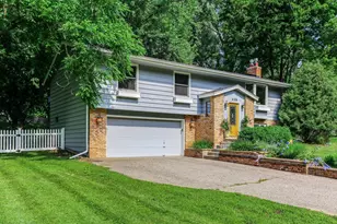 6108 Whited Ave, Minnetonka, MN 55345 - Photo 3
