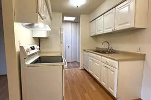 7414 W 22nd St, Saint Louis Park, MN 55426 - Photo 9
