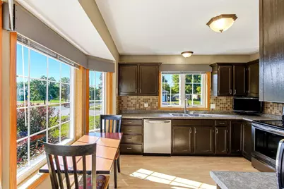 5506 W 137th Street, Savage, MN 55378 - Photo 7