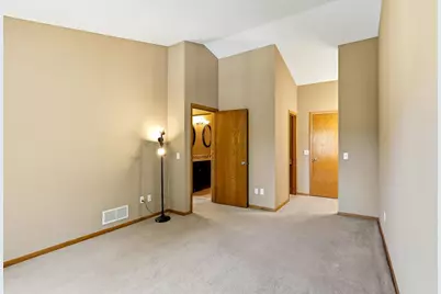 5506 W 137th Street, Savage, MN 55378 - Photo 15