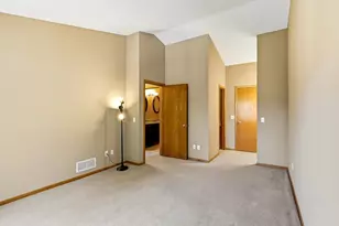 5506 W 137th St, Savage, MN 55378 - Photo 15