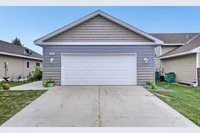 645 Tiffany Lane, Waconia, MN 55387 - Photo 3