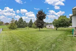 908 W 1st St, West Concord, MN 55985 - Photo 35