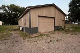38151 Co Hwy 35, Dent, MN 56528 - Photo 9
