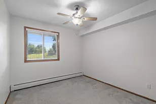 14847 Endicott Way, Apple Valley, MN 55124 - Photo 13