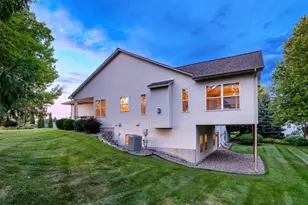17533 Haralson Dr, Eden Prairie, MN 55347 - Photo 27