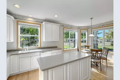 17533 Haralson Drive, Eden Prairie, MN 55347 - Photo 9