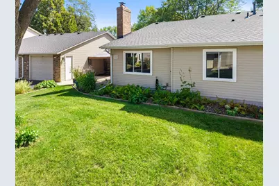 9362 Ranchview Lane N, Maple Grove, MN 55369 - Photo 5