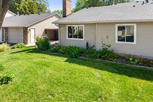 9362 Ranchview Ln N, Maple Grove, MN 55369 - Photo 5