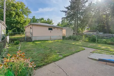 922 Beech Street, Saint Paul, MN 55106 - Photo 5