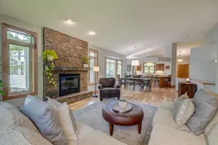4610 Dallas Ln N, Plymouth, MN 55446 - Photo 5