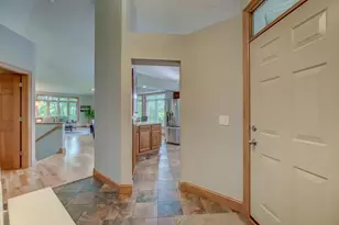 4610 Dallas Ln N, Plymouth, MN 55446 - Photo 3