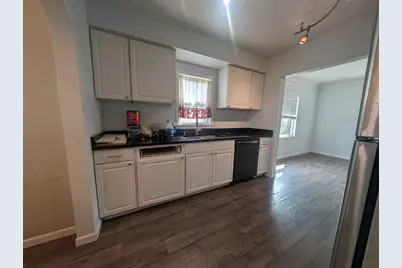 259 20th Avenue S, South Saint Paul, MN 55075 - Photo 5