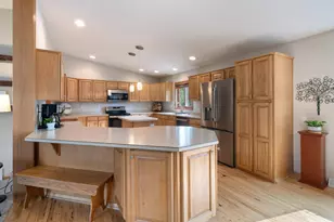 509 16th Ave W, Eveleth, MN 55734 - Photo 7