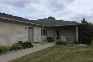 972 33rd St S, Moorhead, MN 56560 - Photo 3