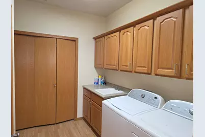972 33rd Street S, Moorhead, MN 56560 - Photo 31