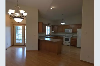972 33rd Street S, Moorhead, MN 56560 - Photo 11