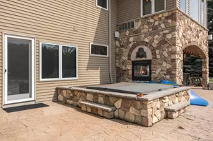 24600 Emerald Ln, Lakeville, MN 55044 - Photo 49