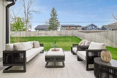 5925 Chowen Avenue S, Edina, MN 55410 - Photo 49