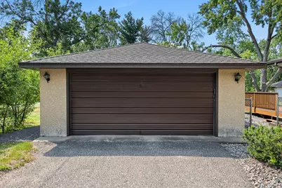 3407 Woodbine Lane N, Brooklyn Center, MN 55429 - Photo 5