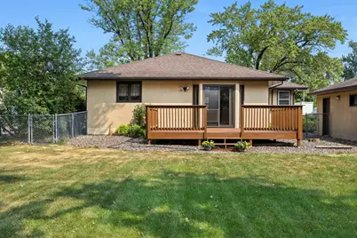 3407 Woodbine Lane N, Brooklyn Center, MN 55429 - Photo 3