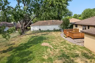 3407 Woodbine Ln N, Brooklyn Center, MN 55429 - Photo 41