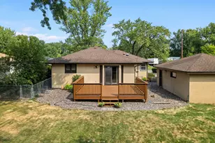3407 Woodbine Ln N, Brooklyn Center, MN 55429 - Photo 39