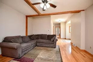 363 Chatfield St, Winona, MN 55987 - Photo 5
