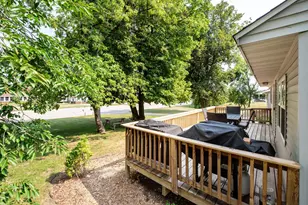 518 N Otter Ave, Parkers Prairie, MN 56361 - Photo 7