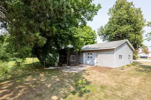 518 N Otter Ave, Parkers Prairie, MN 56361 - Photo 5