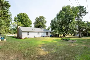 518 N Otter Ave, Parkers Prairie, MN 56361 - Photo 9
