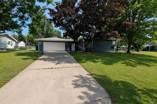 515 NW 6th St, Grand Rapids, MN 55744 - Photo 21