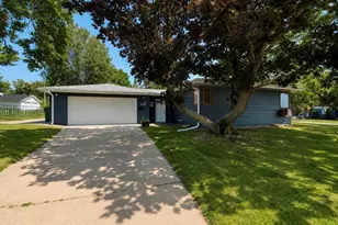 515 NW 6th St, Grand Rapids, MN 55744 - Photo 1