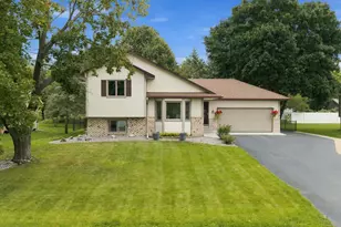12763 Verdin St NW, Coon Rapids, MN 55448 - Photo 3