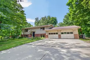 2452 Deschepper Dr, Grand Rapids, MN 55744 - Photo 1