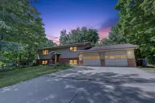 2452 Deschepper Dr, Grand Rapids, MN 55744 - Photo 3