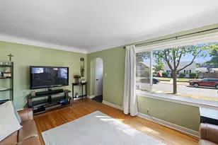 444 6th Ave S, South Saint Paul, MN 55075 - Photo 3