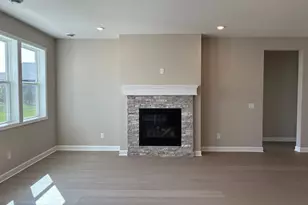 5200 Long Pointe Bay, Woodbury, MN 55129 - Photo 3