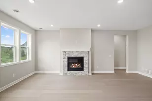 5200 Long Pointe Bay, Woodbury, MN 55129 - Photo 7