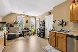 1062 Front Ave, Saint Paul, MN 55103 - Photo 23