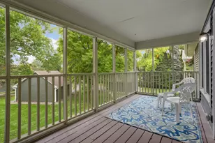 10945 Quebec Ave S, Bloomington, MN 55438 - Photo 7