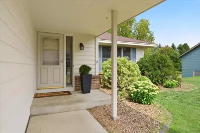 15410 Danville Avenue W, Rosemount, MN 55068 - Photo 9