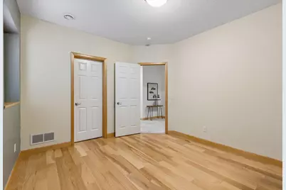 3970 Thames Avenue, Eagan, MN 55123 - Photo 53