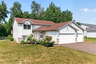 435 8th Ave NE, Pine City, MN 55063 - Photo 3