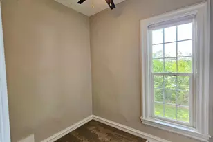 906 Russell St, Saint Paul, MN 55106 - Photo 5