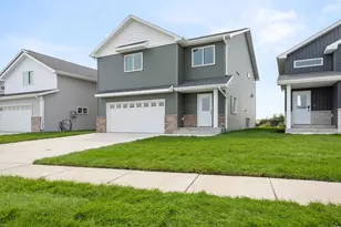 2611 38th Ave S, Moorhead, MN 56560 - Photo 37