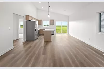 2515 38th Avenue S, Moorhead, MN 56560 - Photo 5