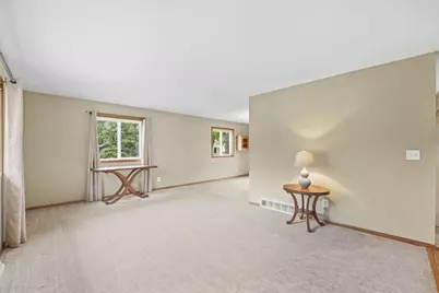 736 11th Street N, Sauk Rapids, MN 56379 - Photo 5