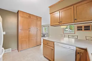 736 11th St N, Sauk Rapids, MN 56379 - Photo 19